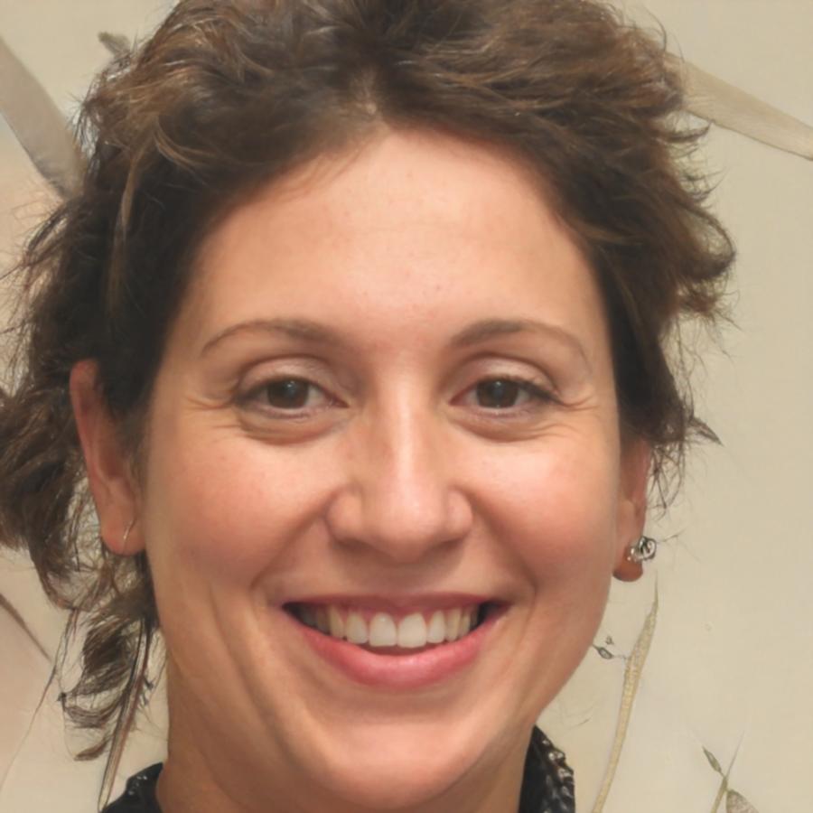 Sofie Claessens, portfolio management instructor specializing in risk assessment